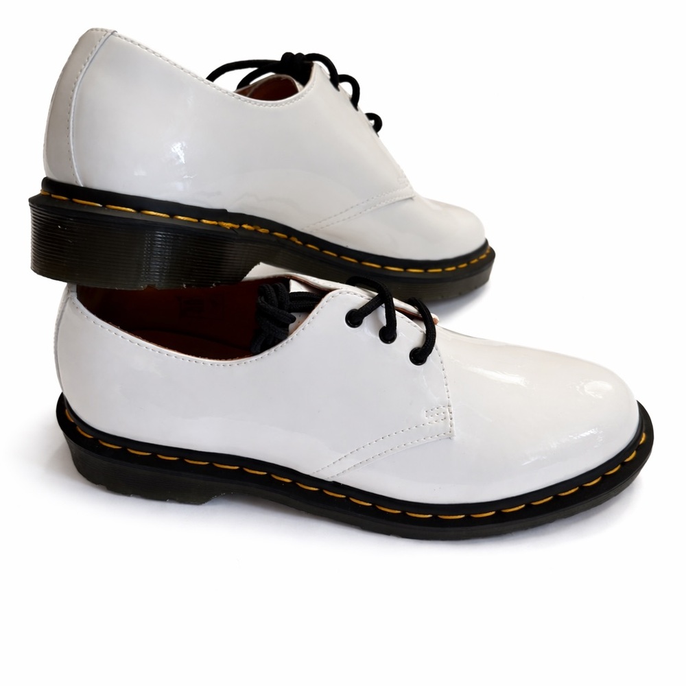 NWOT Dr. Martens White Patent Leather Women's Shoes